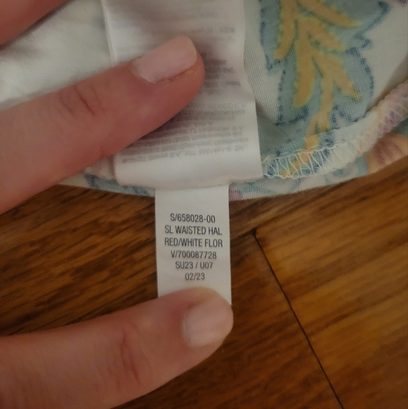 Old Navy Floral Romper - Picture 6 of 10